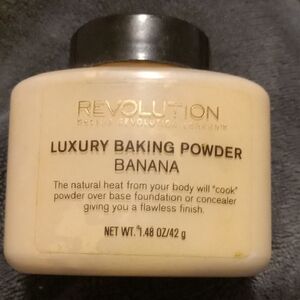 Revolution Luxury Baking Powder in Banana